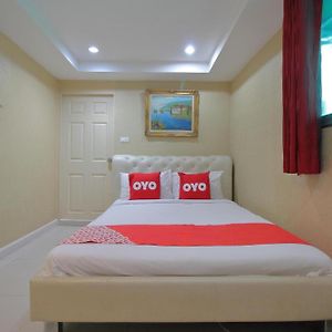 Camera standard con letto king size